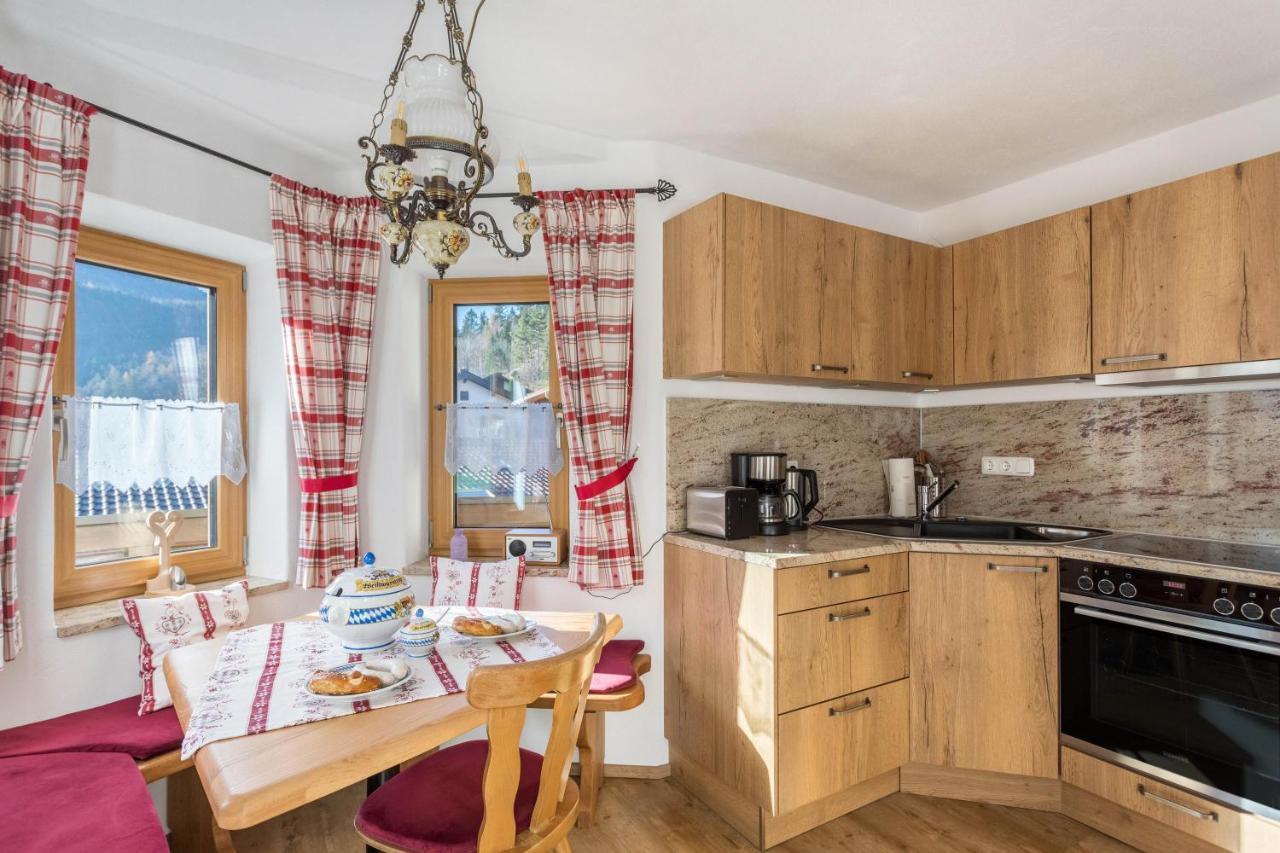 Ferienwohnung Granat Mittenwald Exteriér fotografie